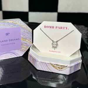 “Ice Queens Pendant” Bomb Party Iceland Dreams Necklace